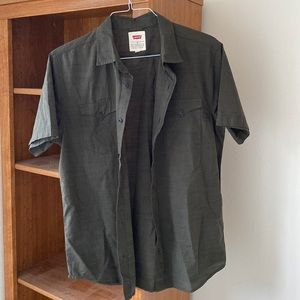 Levi’s button down